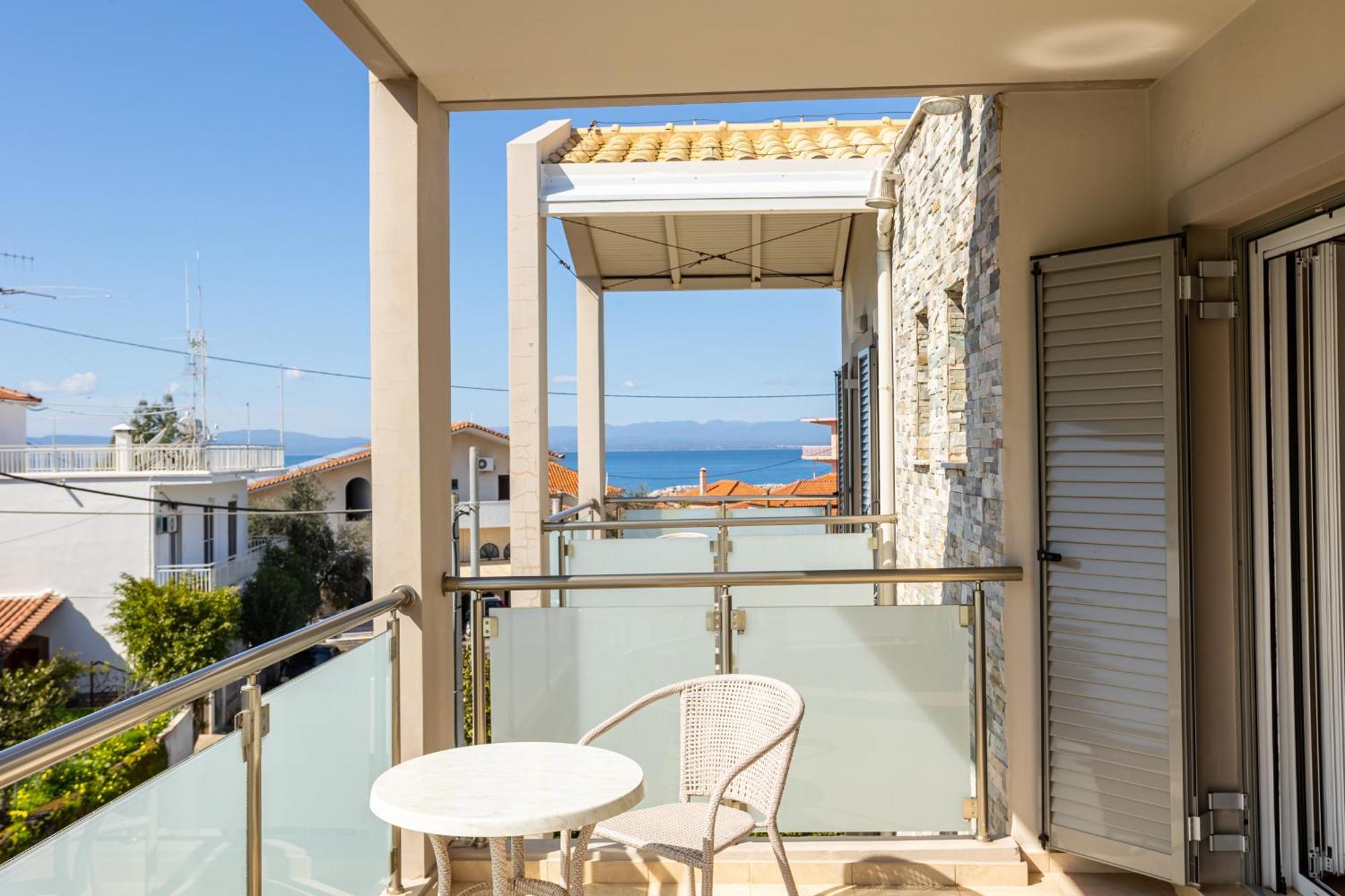 Avia Blue Maisonettes - Messinia Gulf Retreat Экстерьер фото